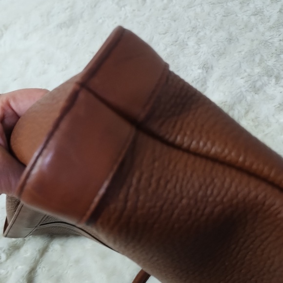 Vintage Burberry LeatherTote Bag. - Picture 13 of 16